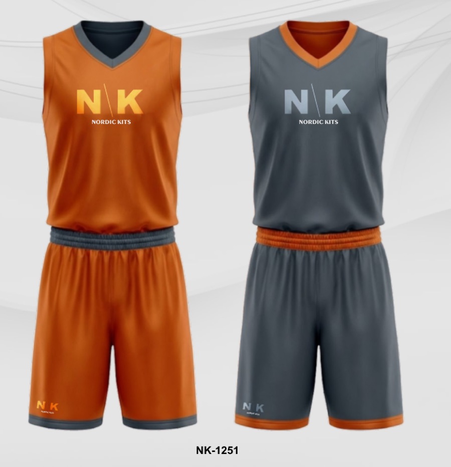 Reversible basketball uniform in two colorways